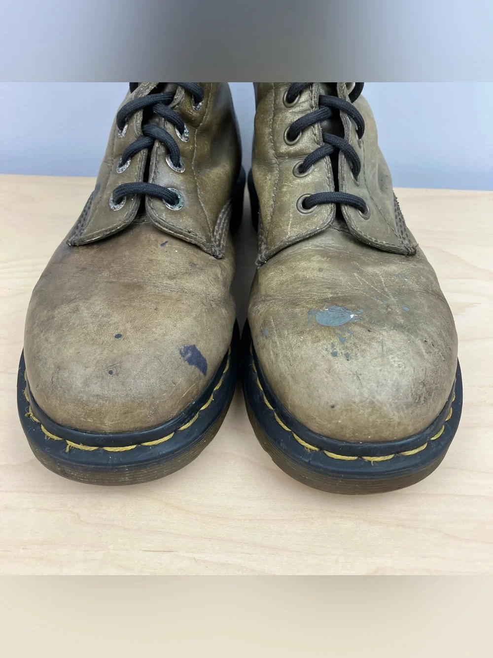 Dr. Doc Martens Women’s Size 9 1460 Olive Green Leather Combat Boots Distressed - Picture 5 of 10